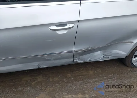 2010 Volkswagen Cc Sport from USA, damaged, VIN WVWMN7AN7AE562701